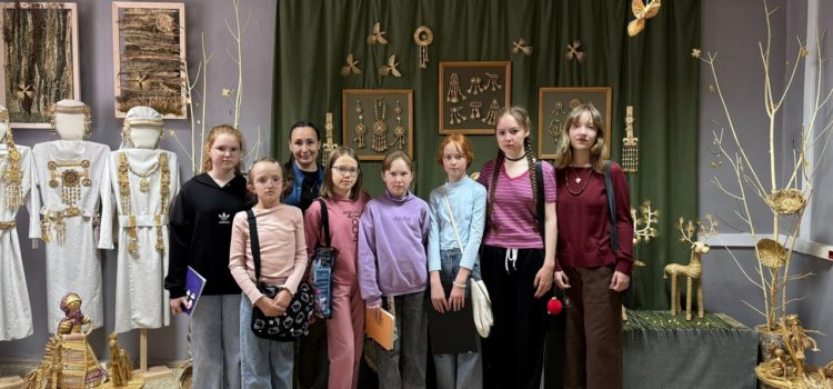 Обучающиеся Дебёсской детской школы искусств