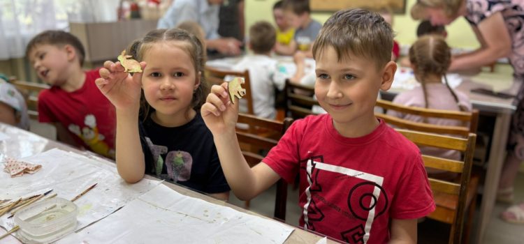 Гости из школы и детского сада Гости из школы и детского сада